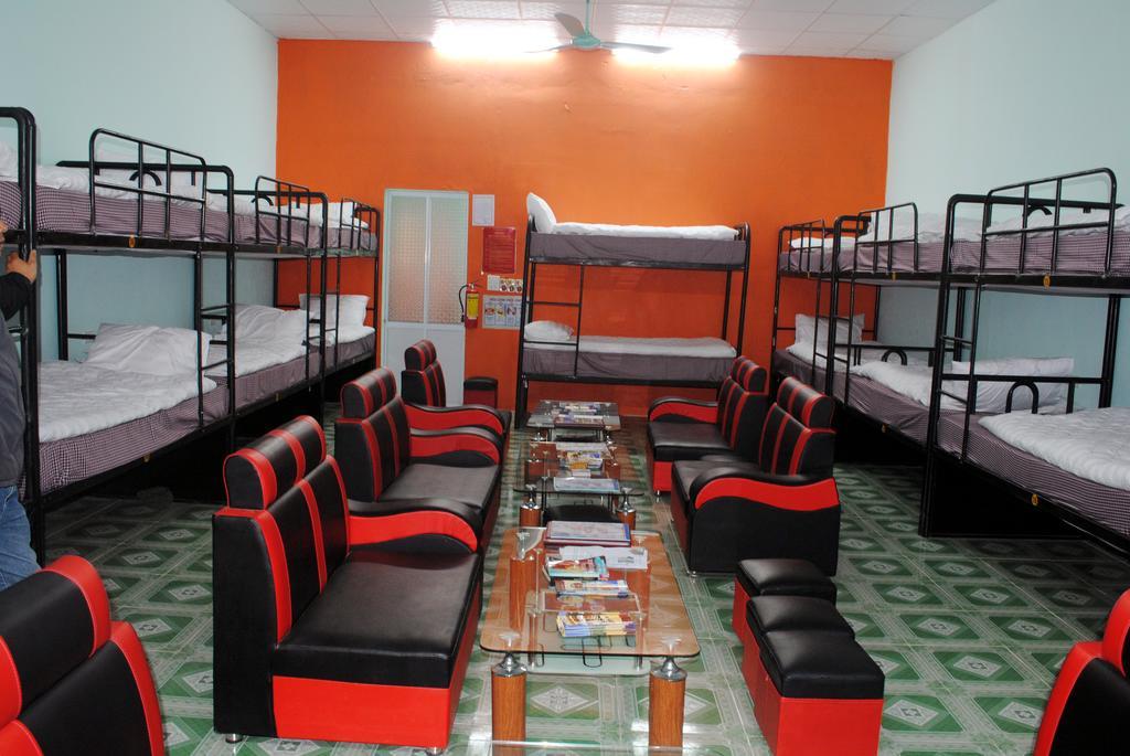 Phong Nha Backpacker Hostel Exterior foto